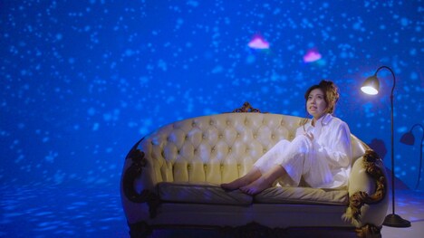 桐嶋ノドカ「桐嶋ノドカ「言葉にしたくてできない言葉を」ミュージックビデオのワンシーン。