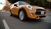 「MINI 3 DOOR / 5 DOOR」テレビCMより。