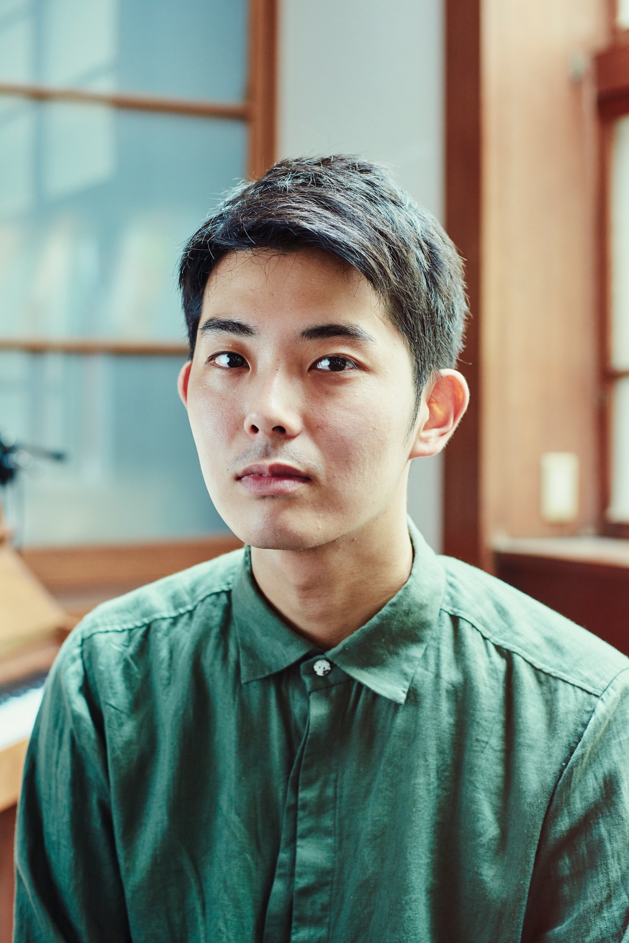 折坂悠太
