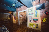 東京・渋谷CLUB QUATTROの会場外の様子。（Photo by cherry chill will）