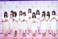 「『三次元マスク×欅坂46』新CM記者発表会」の様子。