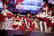 AKB48「渡辺麻友卒業コンサート~みんなの夢が叶いますように~」の様子。 (c)AKS