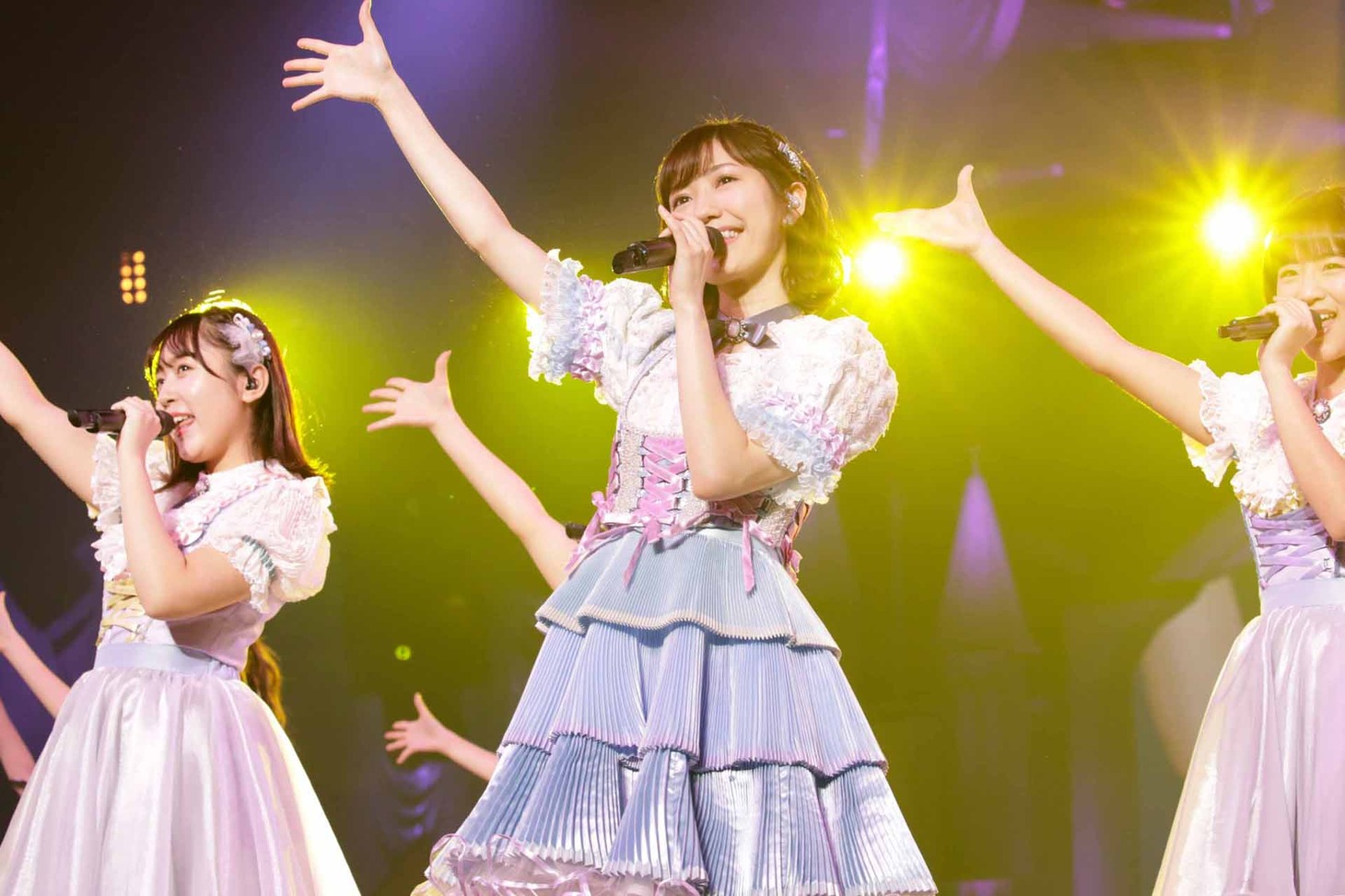 AKB48「渡辺麻友卒業コンサート～みんなの夢が叶いますように～」の様子。 (c)AKS