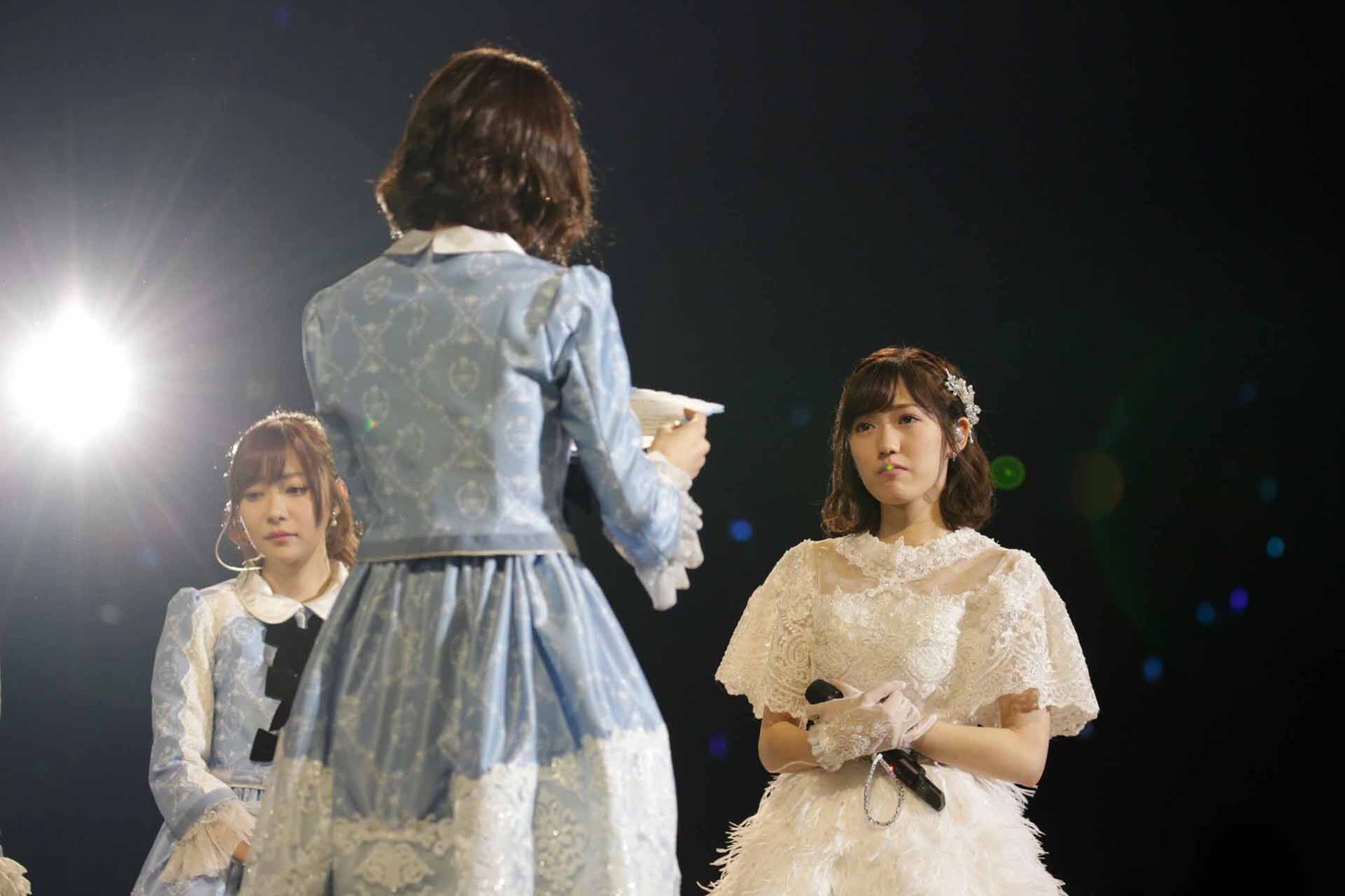 AKB48「渡辺麻友卒業コンサート～みんなの夢が叶いますように～」の様子。 (c)AKS