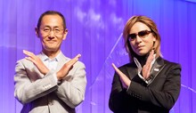 山中伸弥教授とYOSHIKI。(c)Tokyo 2020