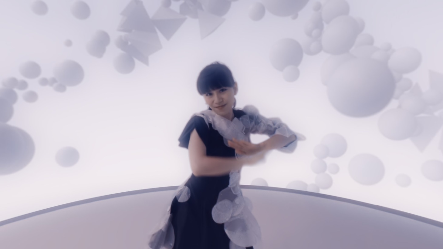 「Everyday -AWA DANCE 360°VR ver.-」でのあ～ちゃん。