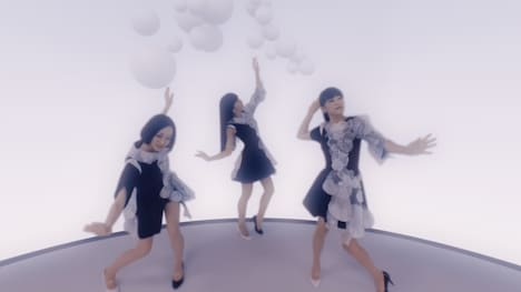 「Everyday -AWA DANCE 360°VR ver.-」でのPerfume。