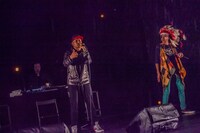 JERRY "KOJI" CHESTNUTSを迎えてのパフォーマンスの様子。（Photo by HayachiN）