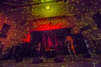 JERRY "KOJI" CHESTNUTSを迎えてのパフォーマンスの様子。（Photo by HayachiN）