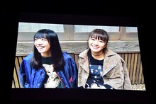 ライブ中に上映された、星名美怜と真山りかが鎌倉にドライブに行く様子を収めた映像。