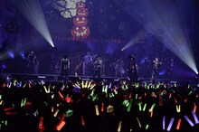 浦島坂田船「Happy Halloweeeen　浦島坂田幽霊船～コスプレしてLOVE（恋）▽～」の様子。（撮影：小松陽祐［ODD JOB］、岡本麻衣）