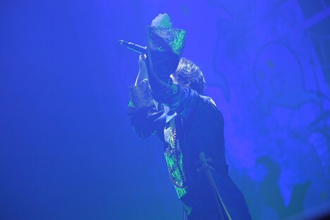 センラ（撮影：小松陽祐［ODD JOB］、岡本麻衣）