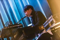 江口亮（Key, G, Cho）（撮影：ミズシマトモコ）