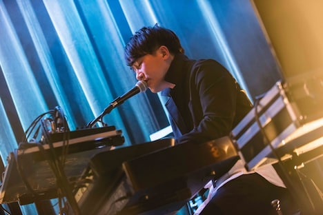 江口亮(Key, G, Cho)(撮影:ミズシマトモコ)