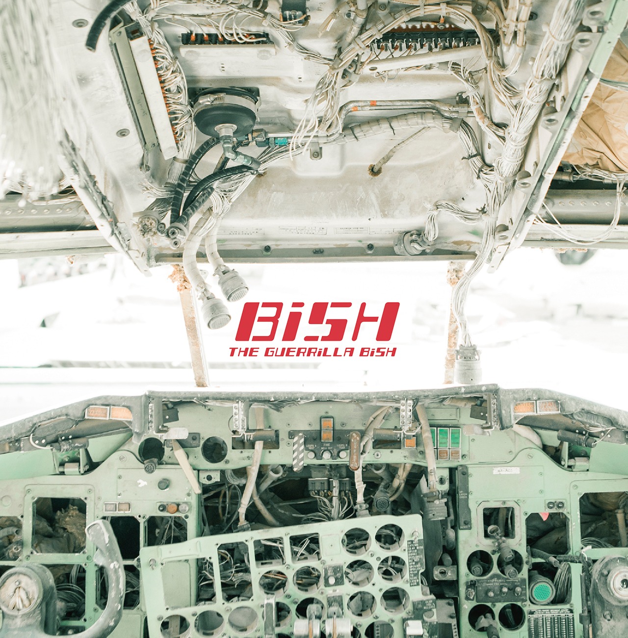 BiSH「THE GUERRiLLA BiSH」初回限定盤ジャケット