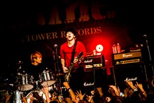 MONOEYES（撮影：浜野カズシ）