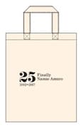 「Finally」CD盤特典のトートバッグ。(提供:セブン-イレブン)