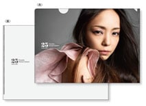 「Finally」全形態特典のオリジナルA4クリアファイル。(提供:セブン-イレブン)