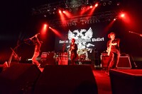 9mm Parabellum Bullet「9mm Parabellum Bullet TOUR 2017 "BABEL on Life Line"」東京・Zepp Tokyo公演の様子。（撮影：橋本塁［SOUND SHOOTER］）