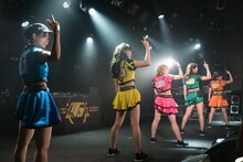 アップアップガールズ（仮）（写真提供：YU-Mエンターテインメント）