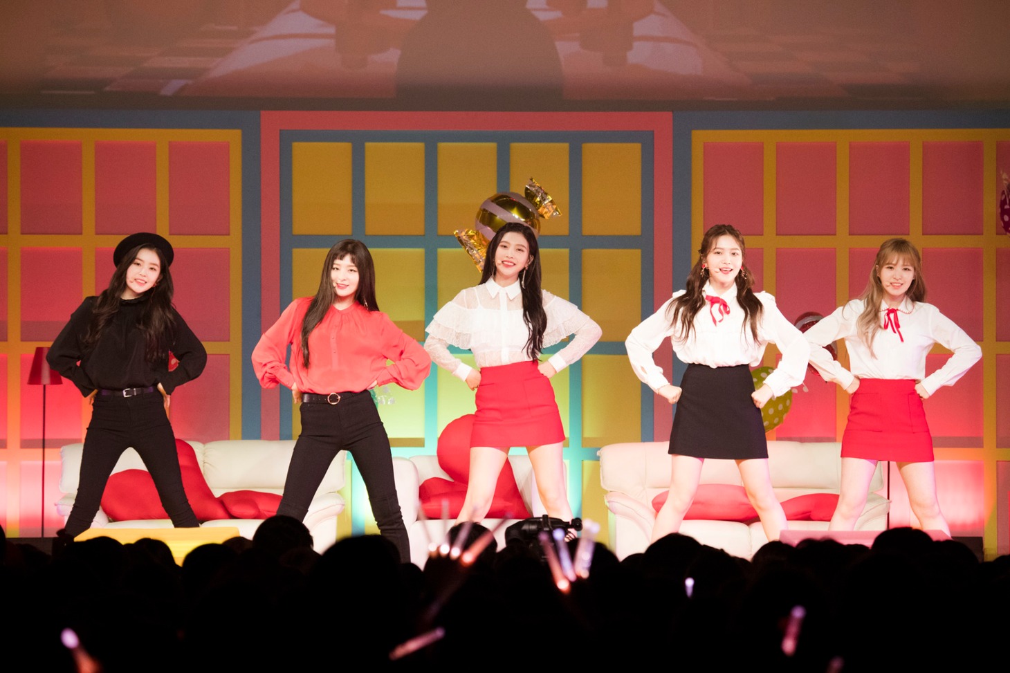 「Red Velvet Premium Showcase "ReVeluv-Baby Party"」の様子。