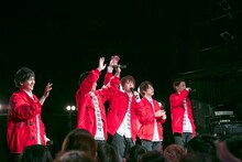 CUBERS「ワンマンライブ ～今年EP2枚リリースしたのに、大きなワンマンしてないよね？～」の様子。（撮影：牛島康介）