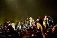 「THE EYEWALL NiGHT vol.1」での04 Limited Sazabysのライブの様子。