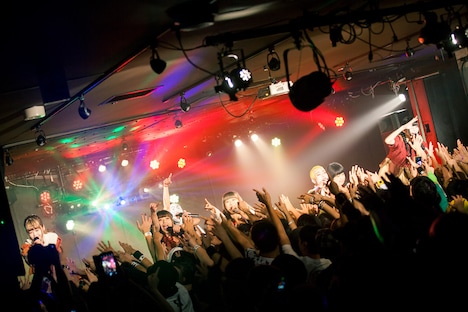 BiS×GANG PARADEフォトブック「BiS / GANG PARADE TOUR THE PICTURES」より。