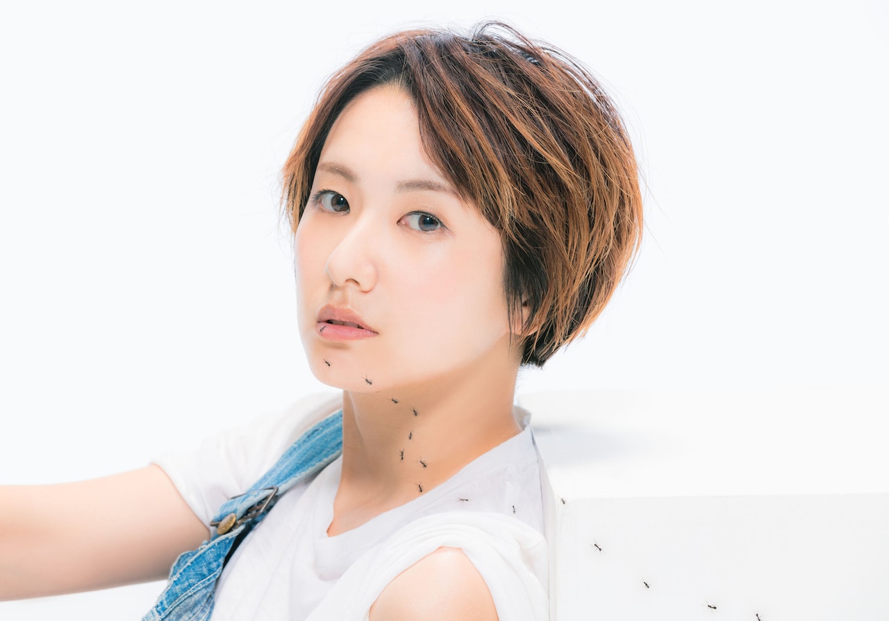 Charisma.comいつかソロ未発表音源付きのライブ会場限定Tシャツ