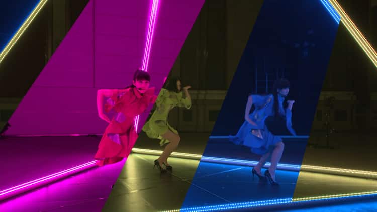 Perfumeの3人が世界3都市で同時にダンス 1万km離れてもタイムラグなくシンクロ イベントレポート 写真5枚 動画あり 音楽ナタリー