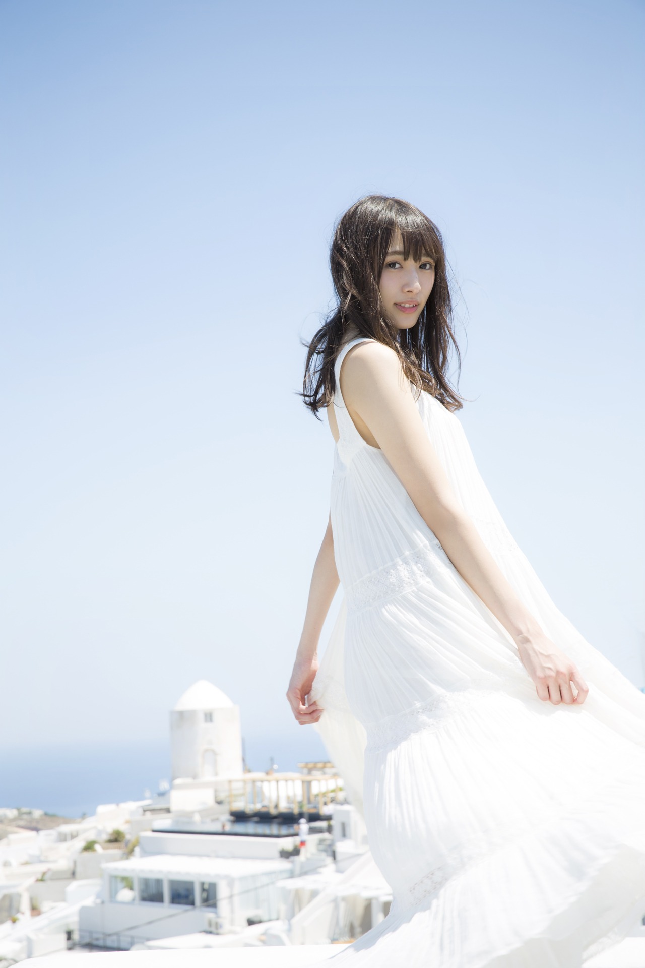 欅坂46渡辺梨加1st写真集「饒舌な眼差し」より。(c)阿部ちづる／集英社