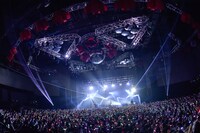 「BUMP OF CHICKEN TOUR 2017-2018 PATHFINDER」東京・新木場STUDIO COAST公演の様子。（撮影：古溪一道）