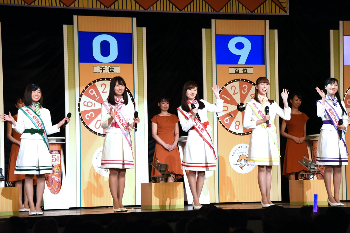 ももいろクローバーZ