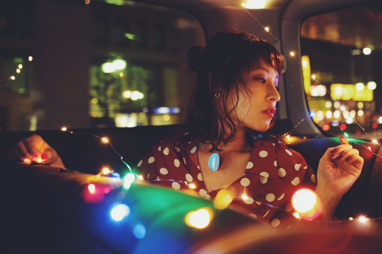 西恵利香1stアルバムにG.RINA、フレンズひろせ、DE DE MOUSE、黒魔ら豪華作家陣