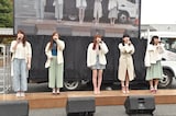 リトグリ 陸王 撮影現場を訪問 Jupiter 生歌で出演者へエール 音楽ナタリー リトグリ 陸王 撮影現場を訪問 Jupiter 生歌で出演者へエール 音楽ナタリー