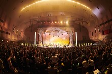 「YUZU HALL TOUR 2017 謳おう」神奈川・パシフィコ横浜 国立大ホール公演の様子。（撮影：太田好治）