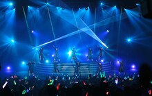 「アンジュルム コンサート 2017 Autumn 『Black & White』special ～風林火山～」の様子。（写真提供：アップフロント）