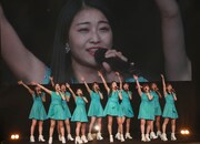 「アンジュルム コンサート 2017 Autumn 『Black & White』special ～風林火山～」の様子。（写真提供：アップフロント）