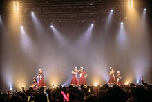 ばってん少女隊「ばってん少女隊の、田舎娘2nd～カユい所まで手を届け鯛ツアー」東京・TSUTAYA O-EAST公演の様子。（Photo by Ray Otabe）