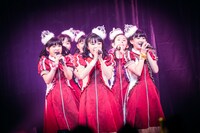 ばってん少女隊「ばってん少女隊の、田舎娘2nd～カユい所まで手を届け鯛ツアー」東京・TSUTAYA O-EAST公演の様子。（Photo by Ray Otabe）