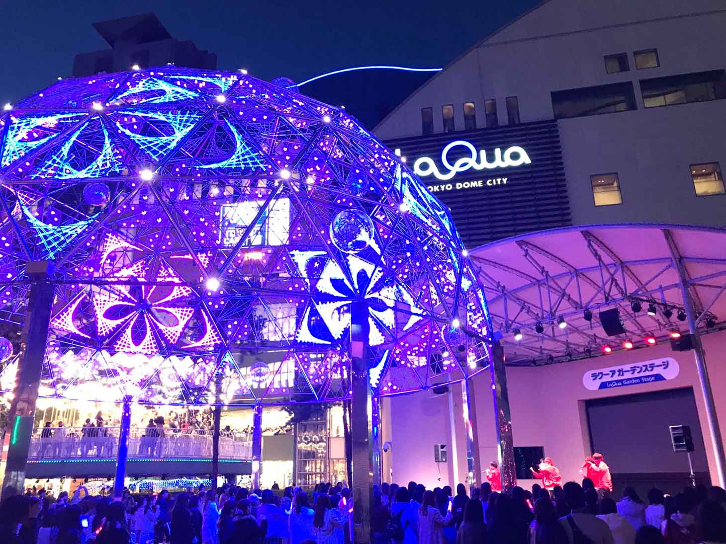 東京・東京ドームシティラクーアガーデンステージでのイベントの様子。（撮影：牛島康介）