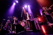 思い出野郎Aチーム(撮影:三浦知也)