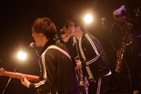 思い出野郎Aチーム（撮影：三浦知也）