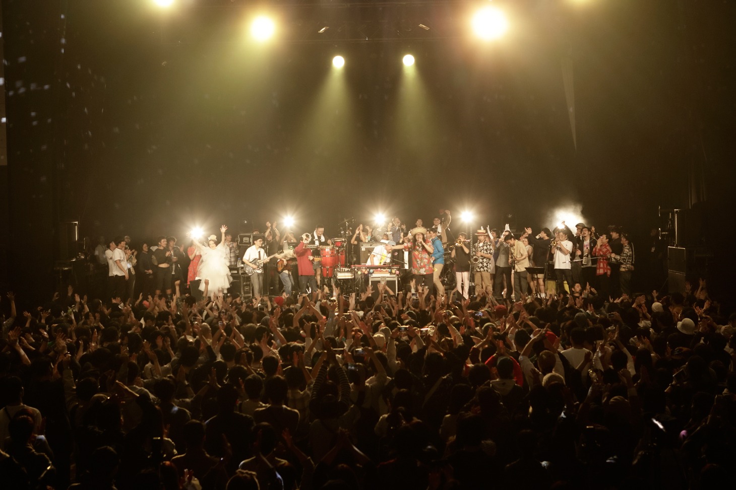 「カクバリズム 15 Years Anniversary Special」最終公演の様子。（撮影：三浦知也）