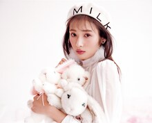 「LARME 031」より。渡辺梨加。