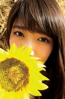 若月佑美「パレット」より。(c)桑島智輝 / 週刊ヤングジャンプ