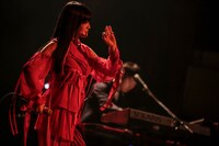 大胡田なつき（Vo）（Photo by Yosuke Torii）