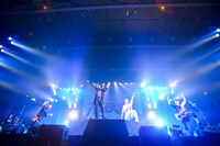 ゴールデンボンバー（撮影：安藤みゆ）