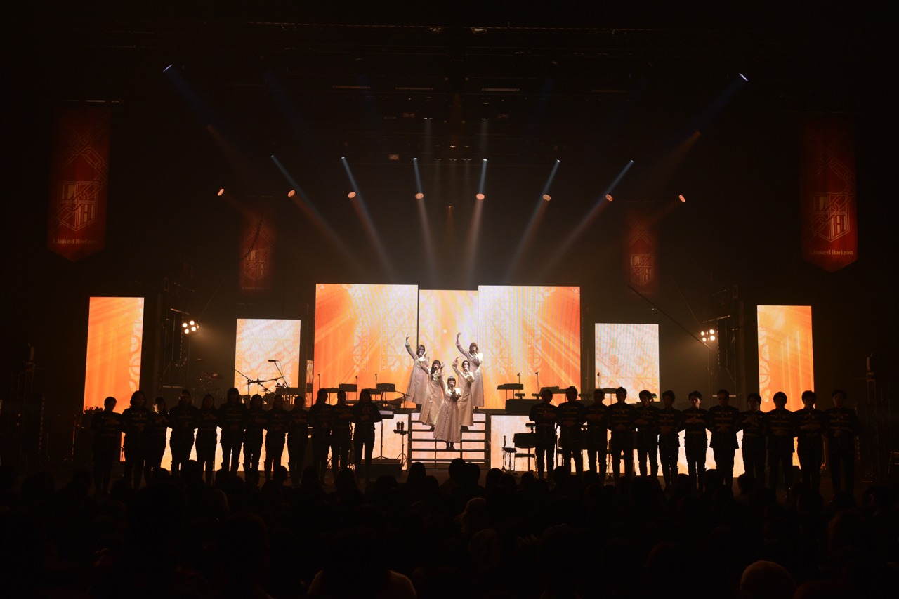 Linked Horizon「Linked Horizon Live Tour 2017 『進撃の軌跡』」最終公演の様子。（撮影：佐藤祐介）