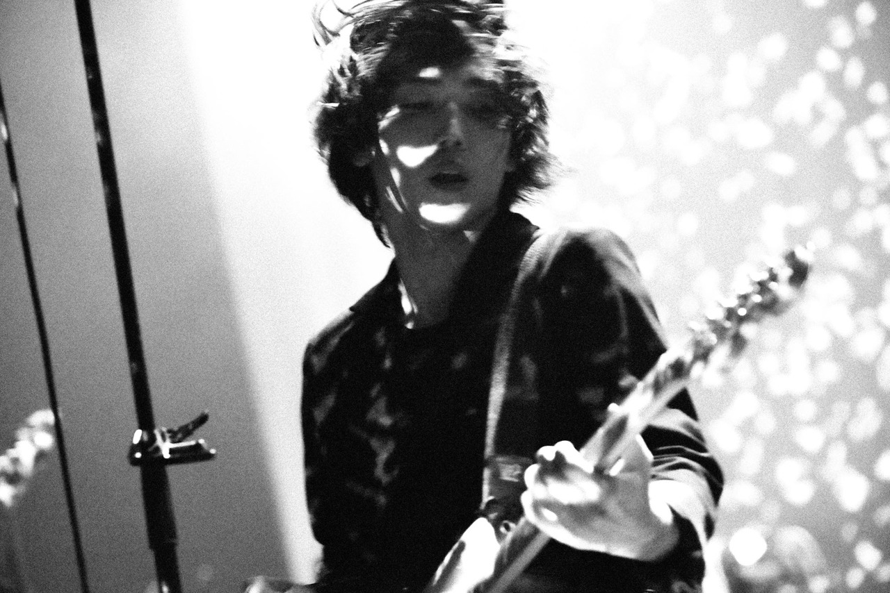 小林祐介（Vo, G）（Photo by Daisuke Miyashita）
